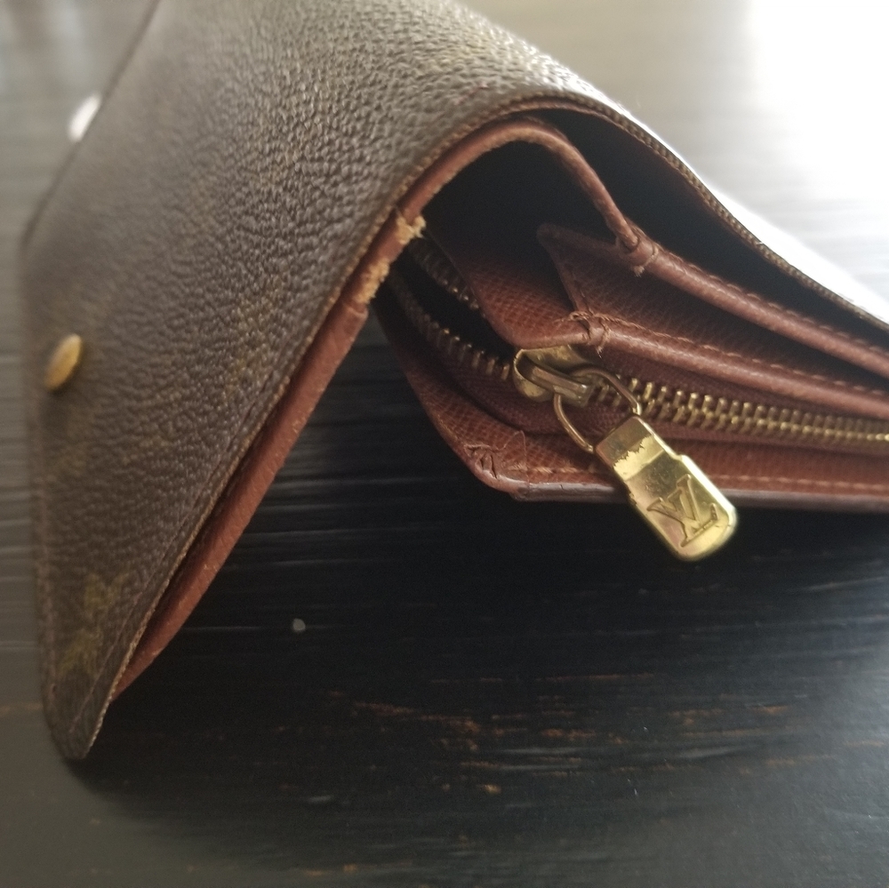 LV vintage wallet Still Have Some Life. No Code As Is - Picture 5 of 14